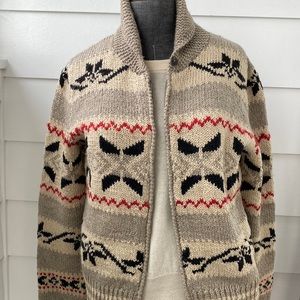 Aztec Print Navajo style vintage cardigan knitwear sweater